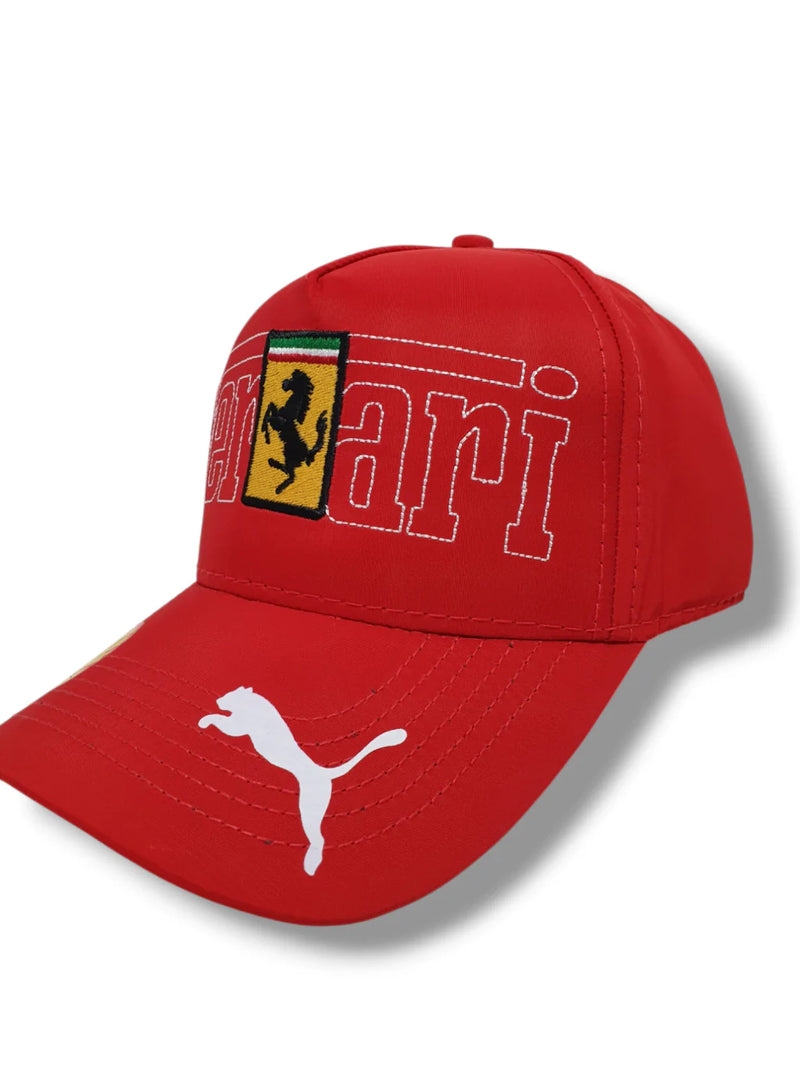Gorra Deportiva Roja Racing – Ajustable y Moderna